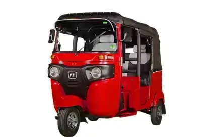 Ceylon Adventure Tours - Bajaj Three Wheeler